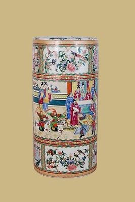 Beautiful Chinese Rose Medallion Porcelain Umbrella Stand 18"