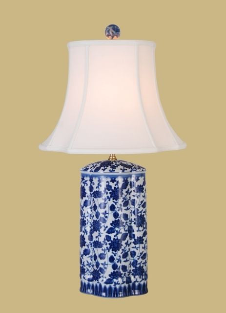 Beautiful  Blue and White Porcelain Round Vase Floral Chinoiserie Table Lamp 27"