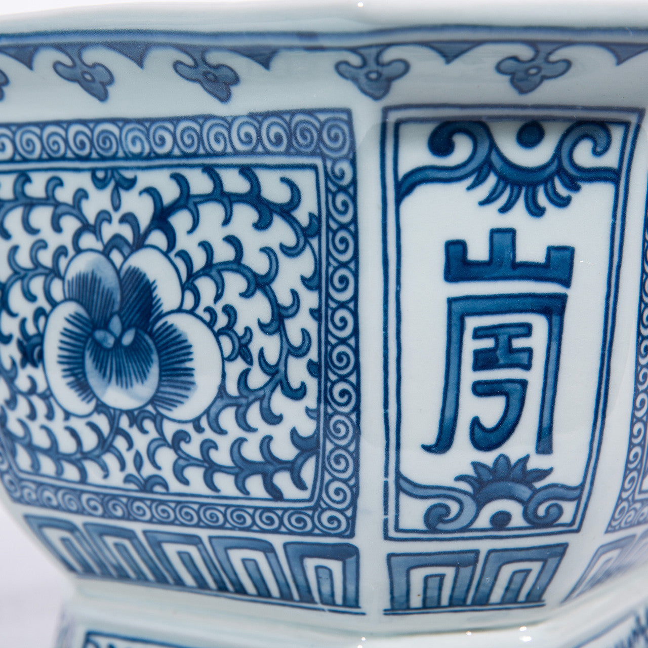 Blue and White Porcelain Twisted Lotus Motif Square Planter 1