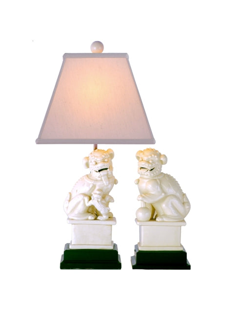 Foo Dog Porcelain Figurine Table Lamp 23" (Adjustable)