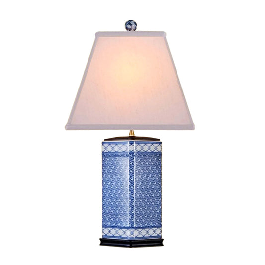 Chinese Blue and White Porcelain Diamond Vase Patterned Table Lamp 26"