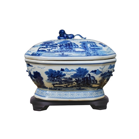 Blue and White Porcelain Blue Willow Tureen