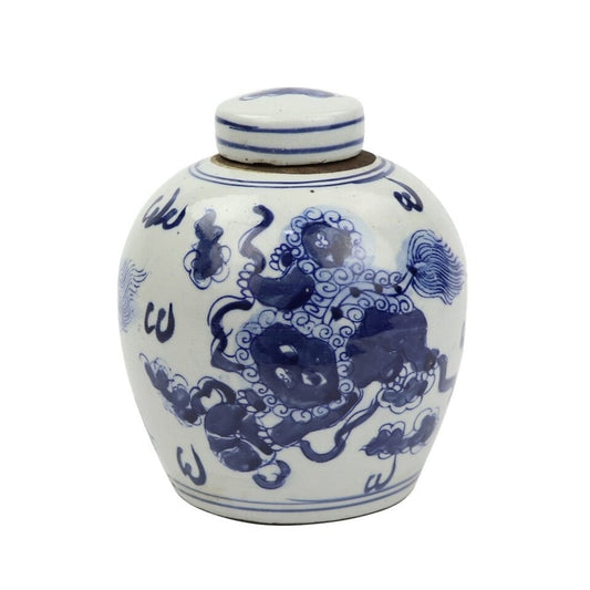 Beautiful Blue and White Foo Dog Porcelain Ginger Jar 6"