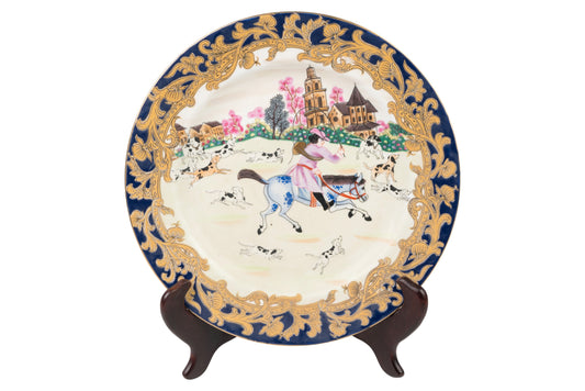 Oriental Hunting Scene Design Porcelain Plate 10" Diameter
